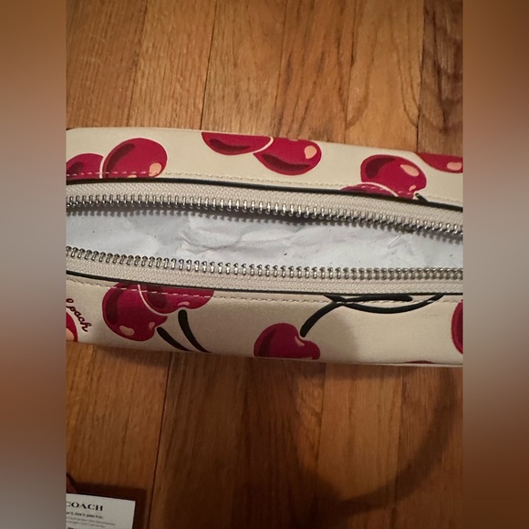 Coach Jamie Camera Bag In Smooth Leather Cherry Print Purse Crossbody NWOT - Picture 9 of 11
